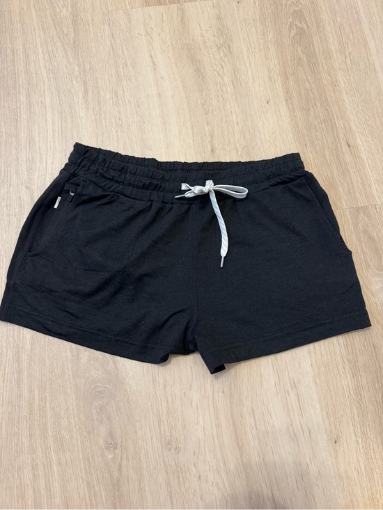 Vuori Pants - Vuori Black Women's Athletic Drawstring Shorts